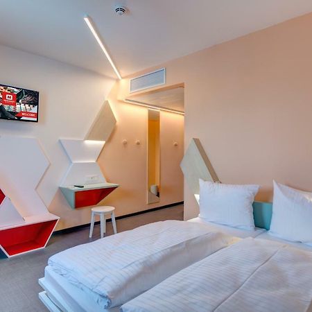 Meininger Hotel Heidelberg Hauptbahnhof Kültér fotó